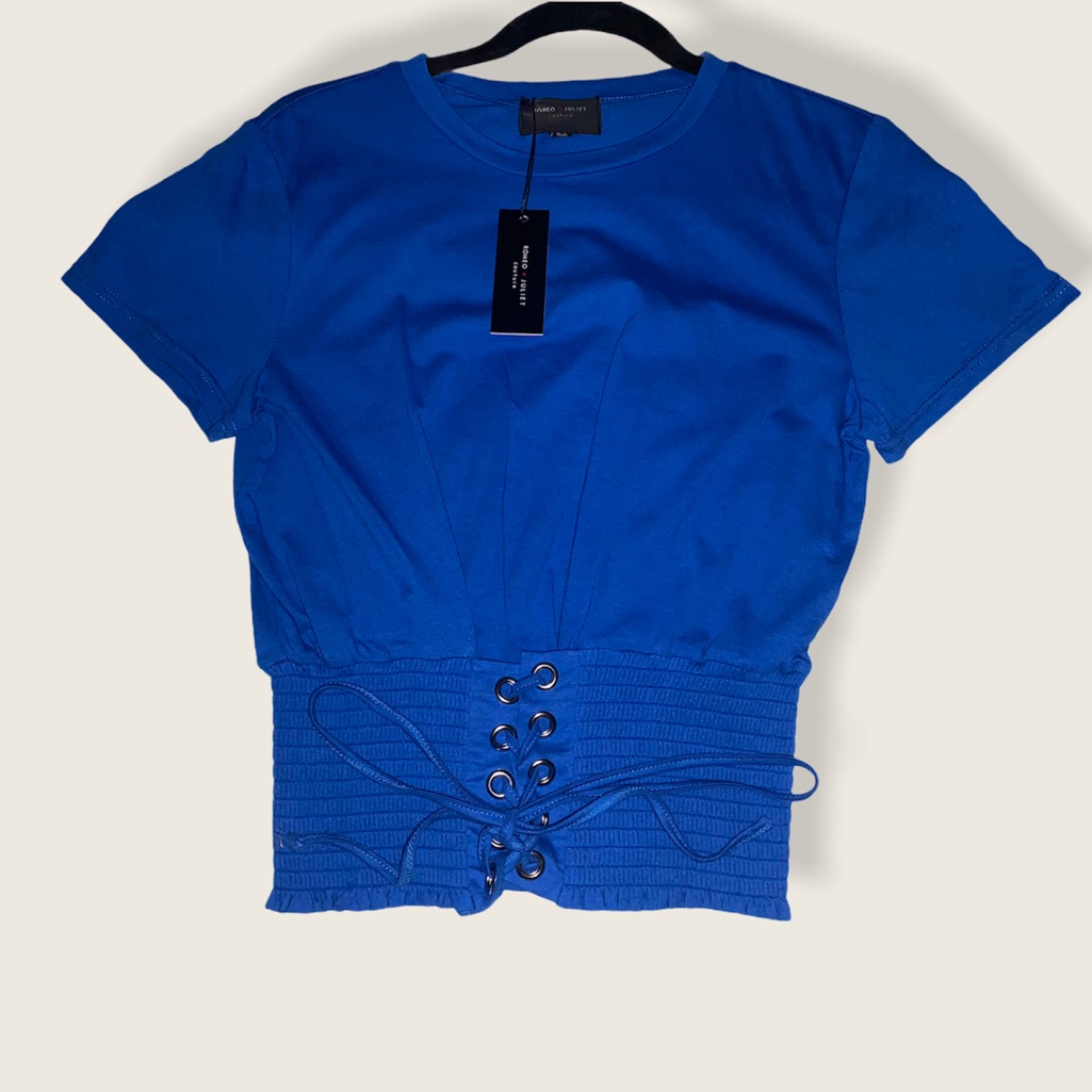 Brand New With Tags Romeo  Juliet Couture Shirt